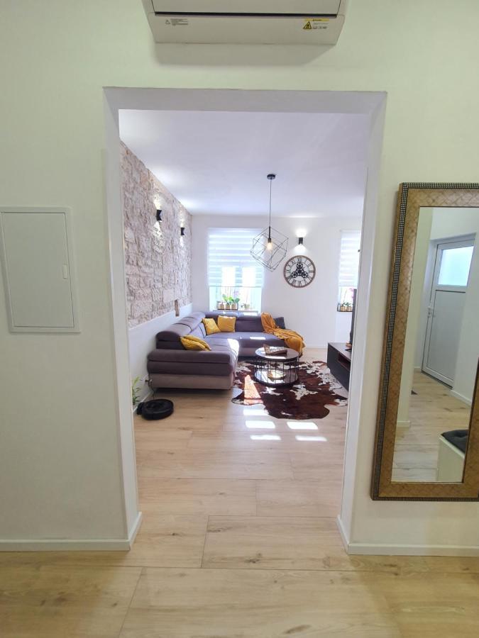 Connor Daire Pula Dış mekan fotoğraf